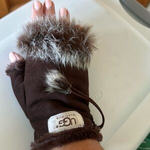 Ugg from Australia half mittens
